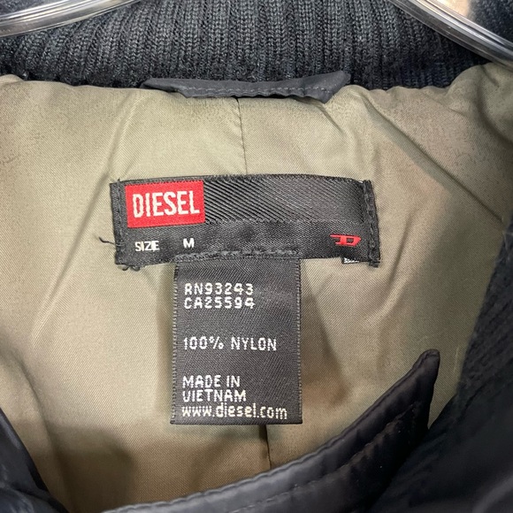 Diesel Woman’s Puffer Jacket Black High Low Hooded Insulated Winter Coat M - Picture 5 of 16